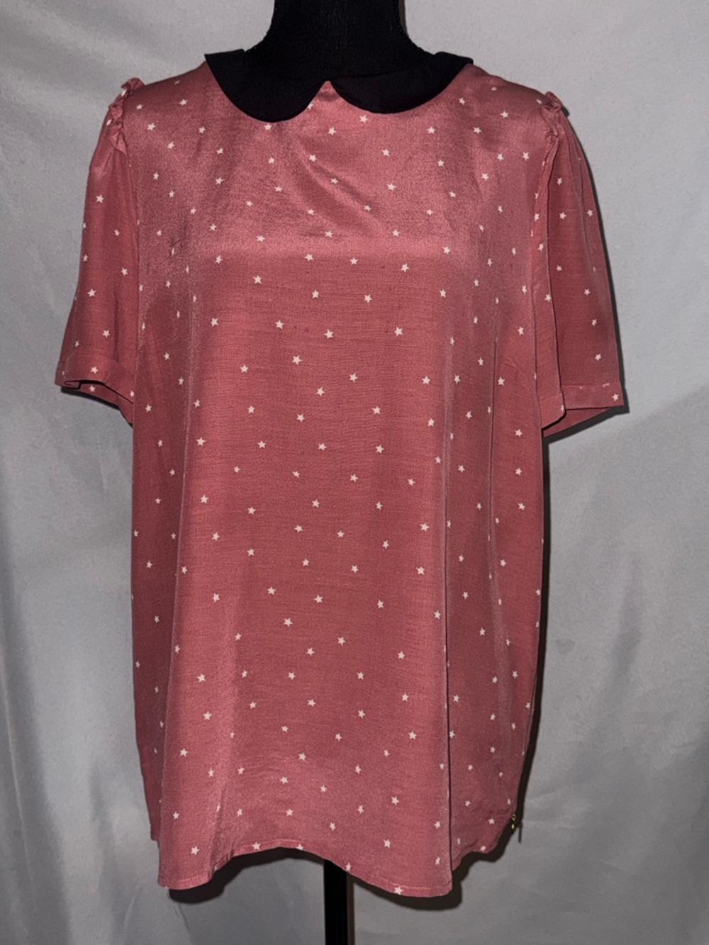 Maison Scotch Dusty Rose Star-Print Blouse with Black Peter Pan Collar